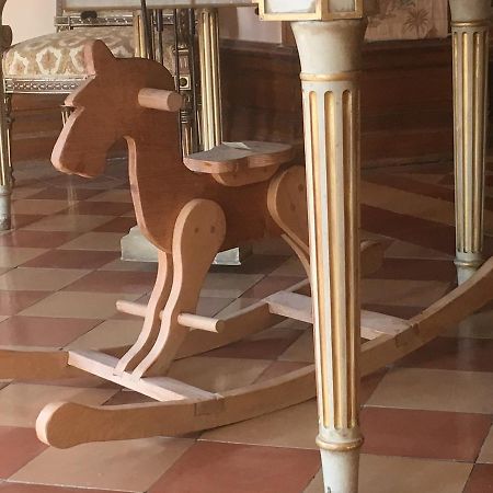 Contigné Chateau De La Haye Bed & Breakfast エクステリア 写真