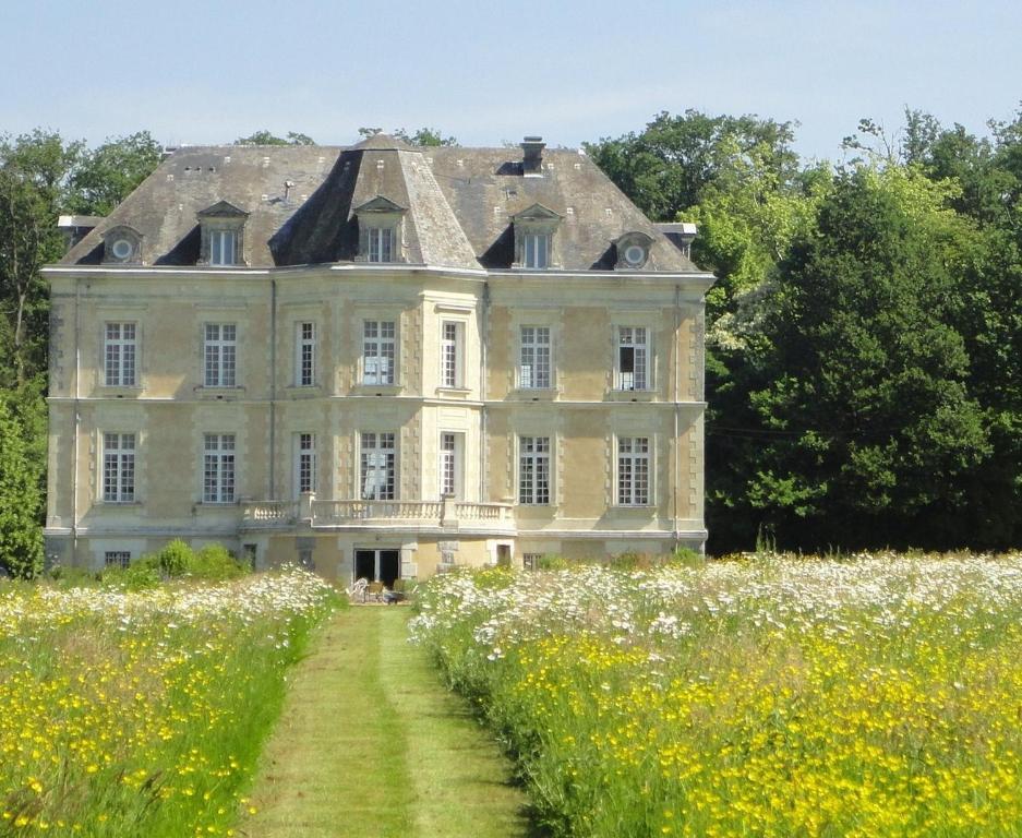 Contigné Chateau De La Haye Bed & Breakfast エクステリア 写真